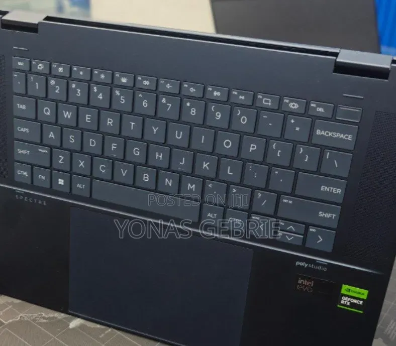 New Laptop HP Spectre 32GB Intel Core Ultra 7 SSD 1T