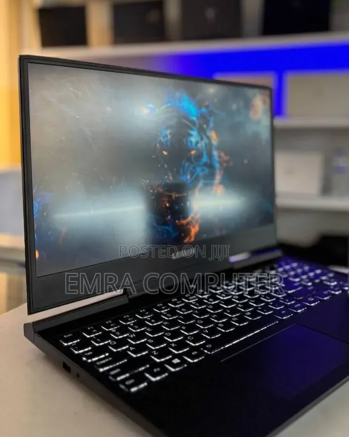 New Laptop Lenovo 16GB Intel Core i7 SSD 512GB