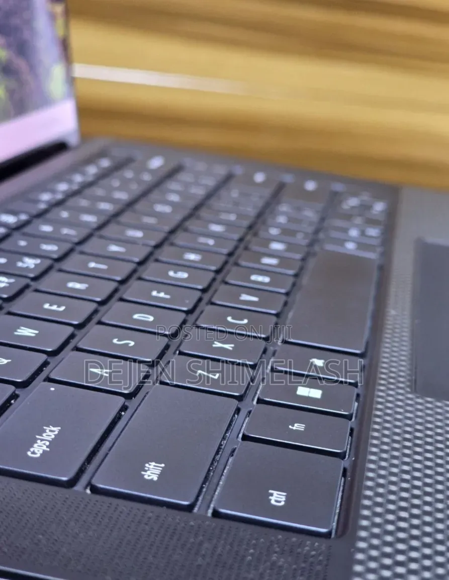 New Laptop Dell Precision 5540 16GB Intel Core i9 SSD 512GB