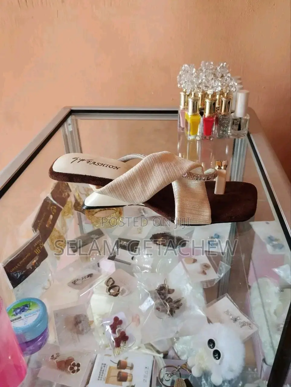 Women's Heel