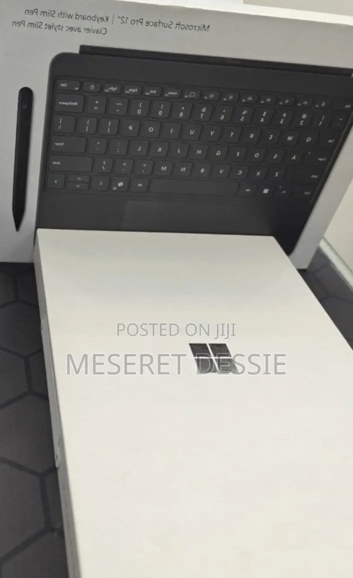 New Laptop Microsoft Surface 16GB SSD 512GB