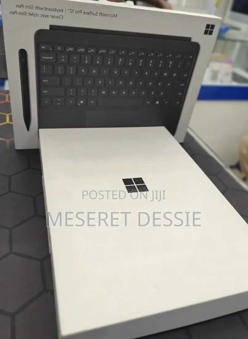 New Laptop Microsoft Surface 16GB SSD 512GB