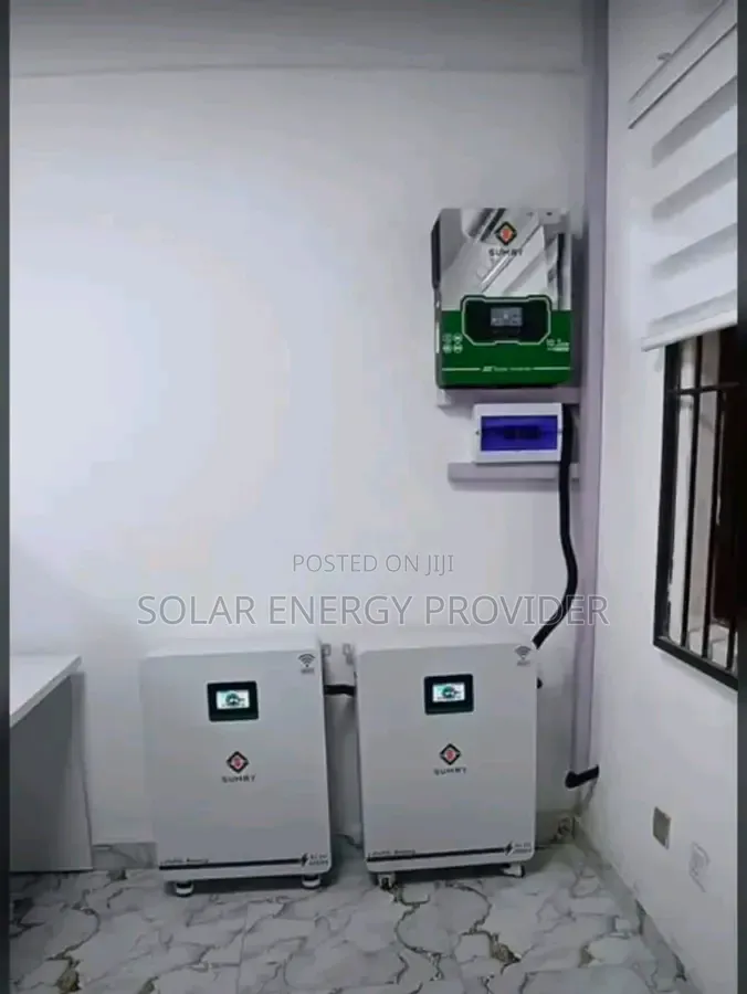 5kw Solar Panel Invertor and Lithium Ion Batteries