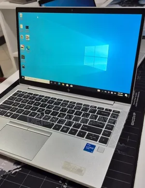 New Laptop HP EliteBook 840 G8 16GB Intel Core i5 SSD 512GB