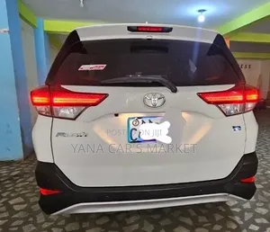 Toyota Rush 2023 White