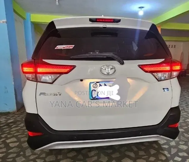 Toyota Rush 2023 White