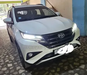 Toyota Rush 2023 White