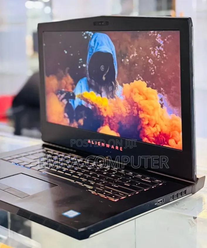 New Laptop Alienware 16GB Intel Core i7 SSD 512GB