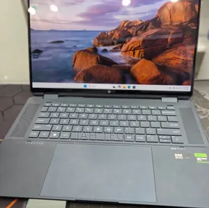 New Laptop HP Spectre 32GB Intel Core Ultra 7 SSD 1T