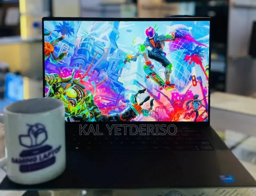 New Laptop Dell XPS 15 16GB Intel Core i7 SSD 512GB