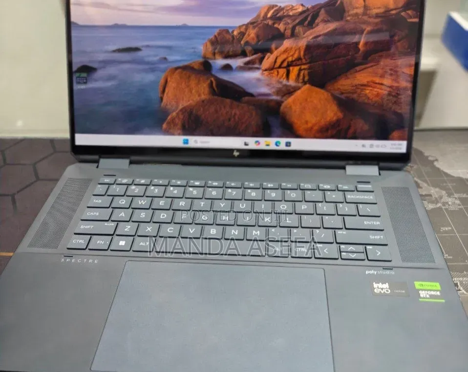 New Laptop HP Spectre 32GB Intel Core Ultra 7 SSD 1T