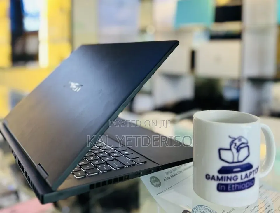New Laptop HP Omen 16 16GB Intel Core i9 SSD 1T