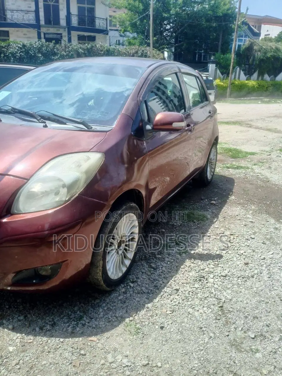 Toyota Yaris 2010 Burgundy