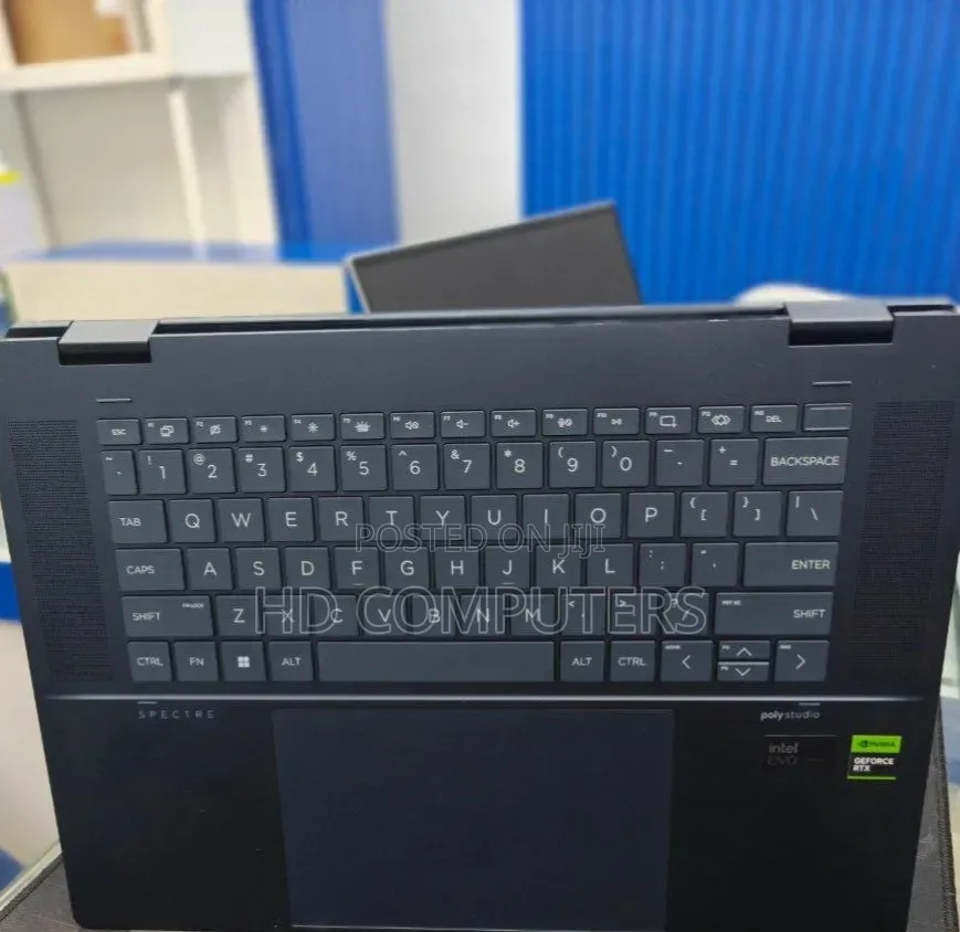 New Laptop HP OmniBook 7 14" 16GB Intel Core Ultra 7 SSD 1T