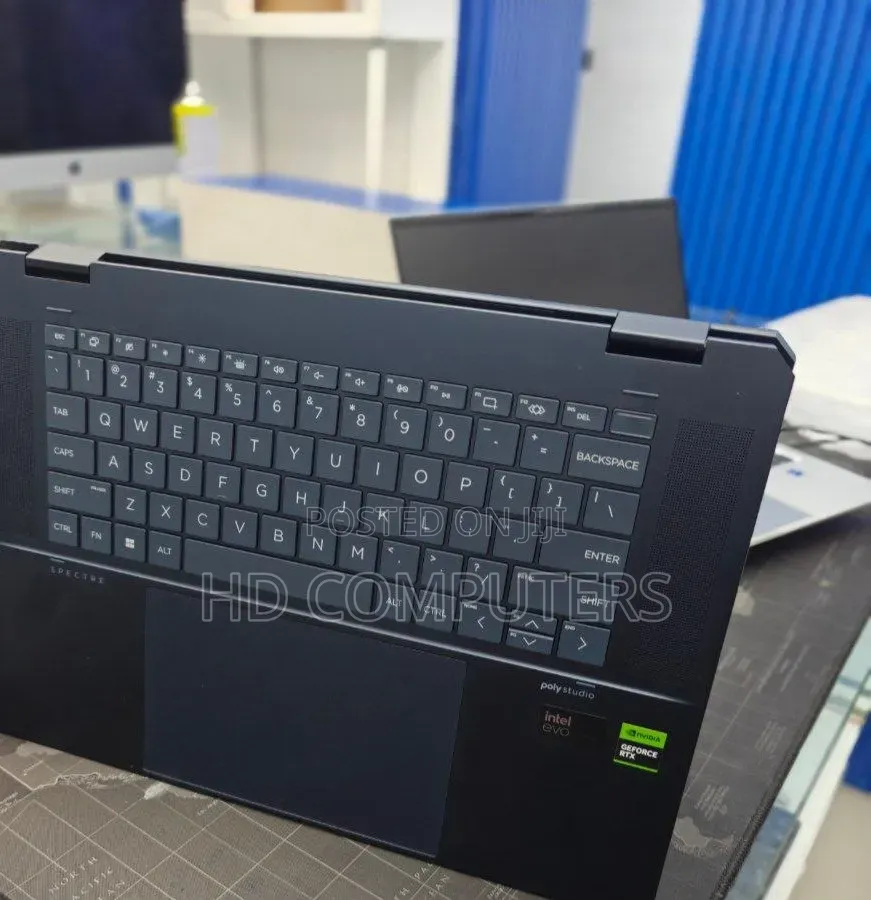 New Laptop HP OmniBook 7 14" 16GB Intel Core Ultra 7 SSD 1T