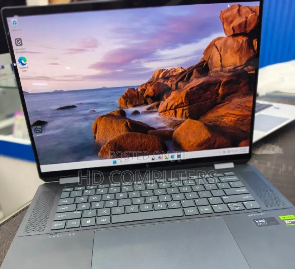 New Laptop HP OmniBook 7 14" 16GB Intel Core Ultra 7 SSD 1T