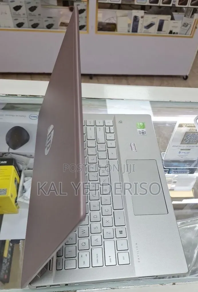 New Laptop HP Pavilion 14 16GB Intel Core i5 SSD 512GB