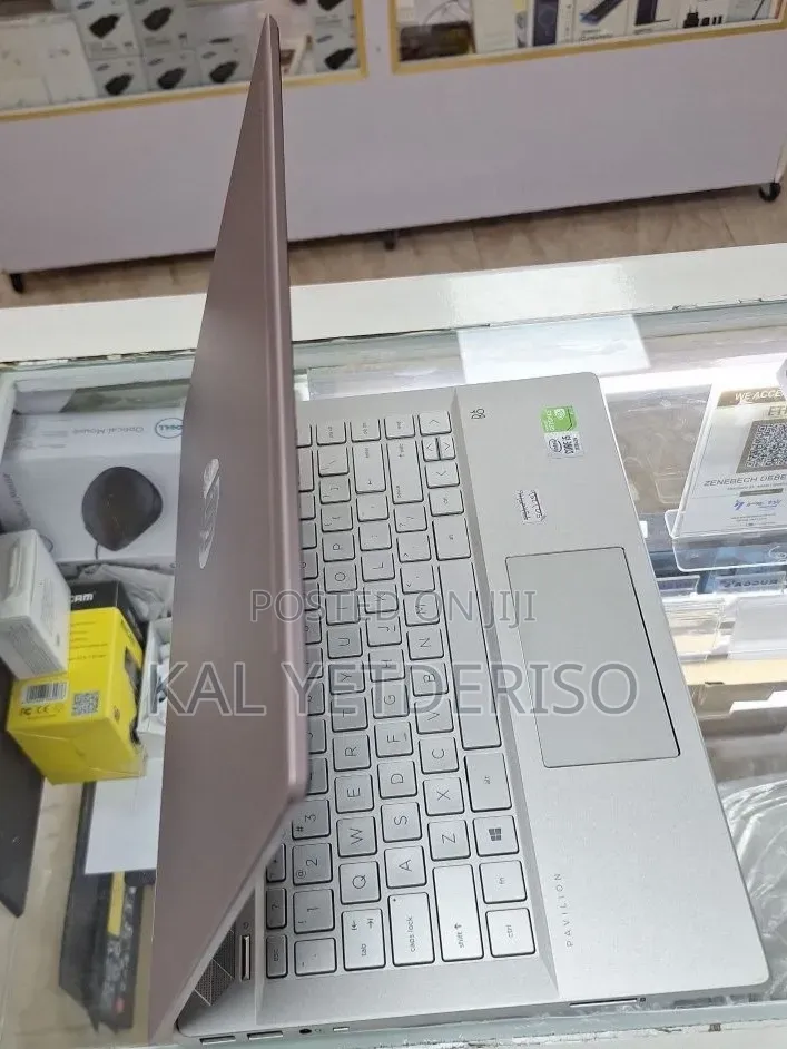 New Laptop HP Pavilion 14 16GB Intel Core i5 SSD 512GB