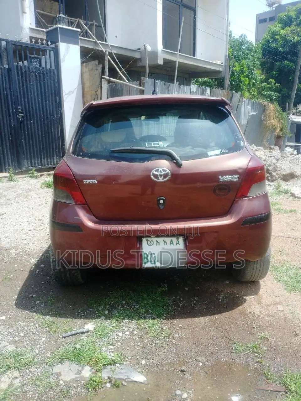 Toyota Yaris 2010 Burgundy