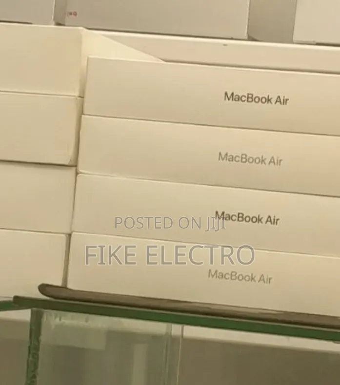 New Laptop Apple MacBook Air 2026 M5 16GB Apple M5 SSD 512GB
