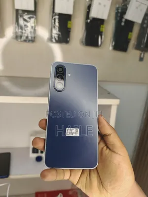 New Samsung Galaxy M17 5G 128 GB
