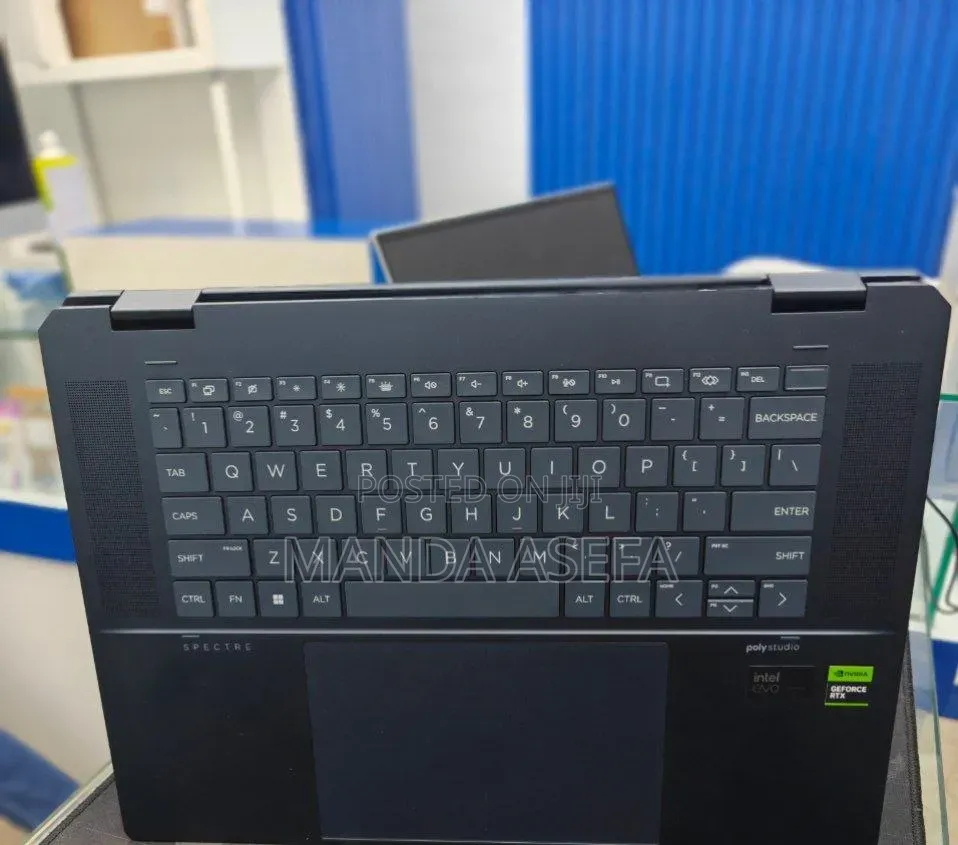 New Laptop HP Spectre 32GB Intel Core Ultra 7 SSD 1T