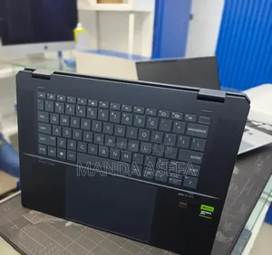 New Laptop HP Spectre 32GB Intel Core Ultra 7 SSD 1T