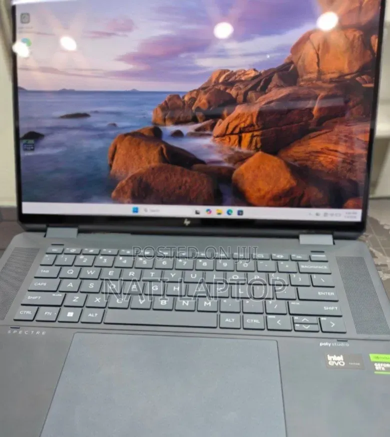 New Laptop HP Spectre 32GB Intel Core Ultra 7 SSD 1T