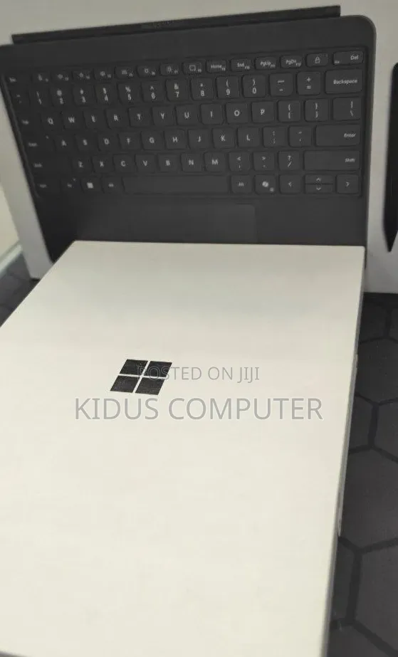 New Laptop Microsoft Surface 16GB Qualcomm Snapdragon X Plus SSD 512GB