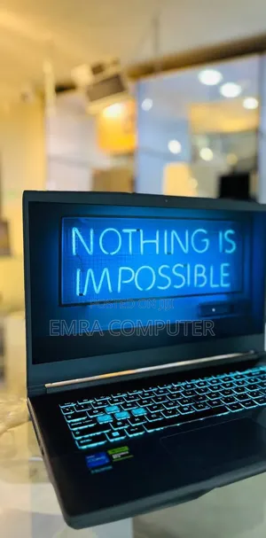New Laptop MSI 16GB Intel Core i5 SSD 512GB