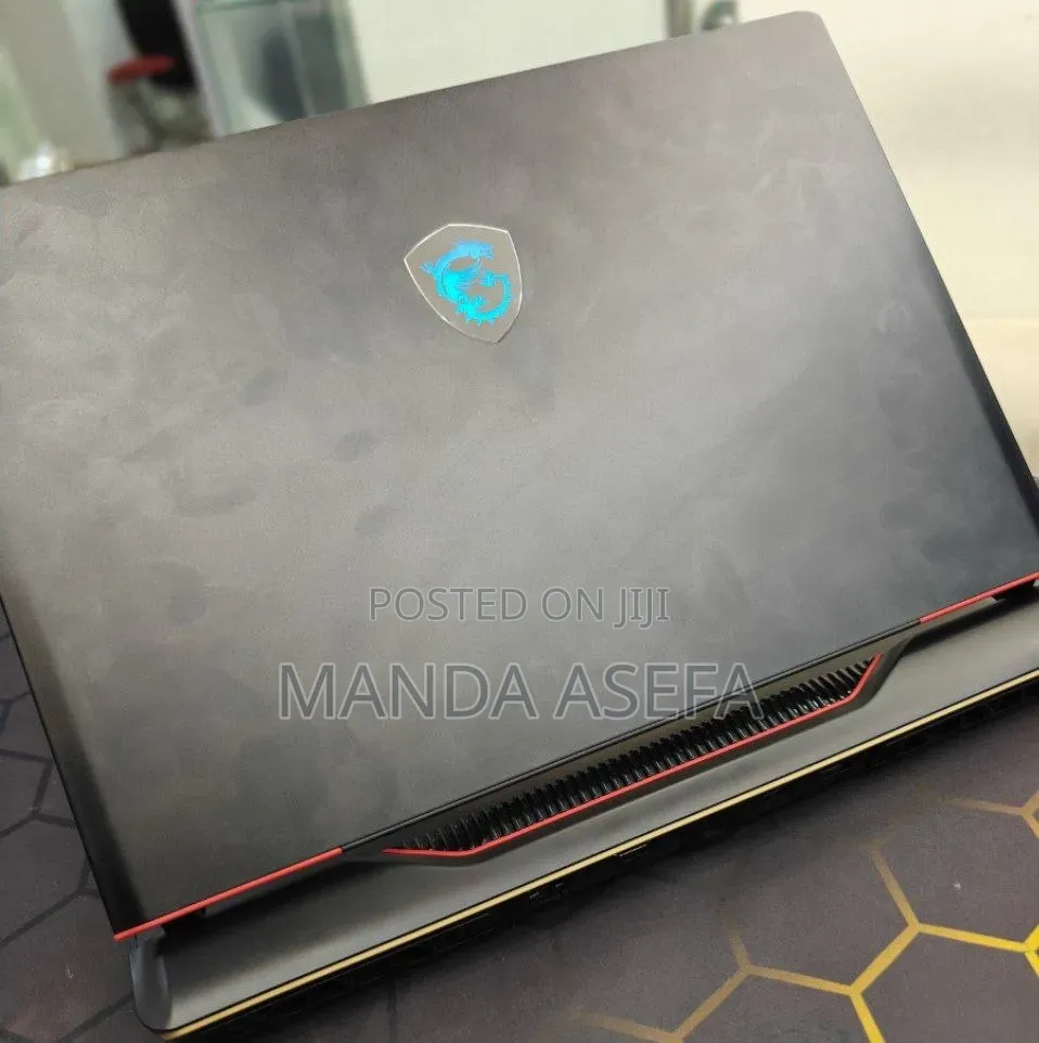 New Laptop MSI Raider GE78HX 16GB Intel Core i9 SSD 1T
