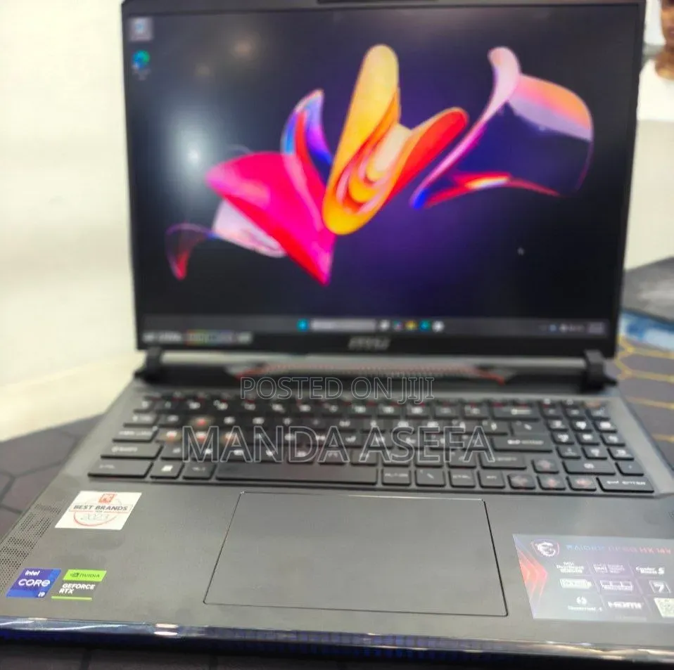 New Laptop MSI Raider GE78HX 16GB Intel Core i9 SSD 1T