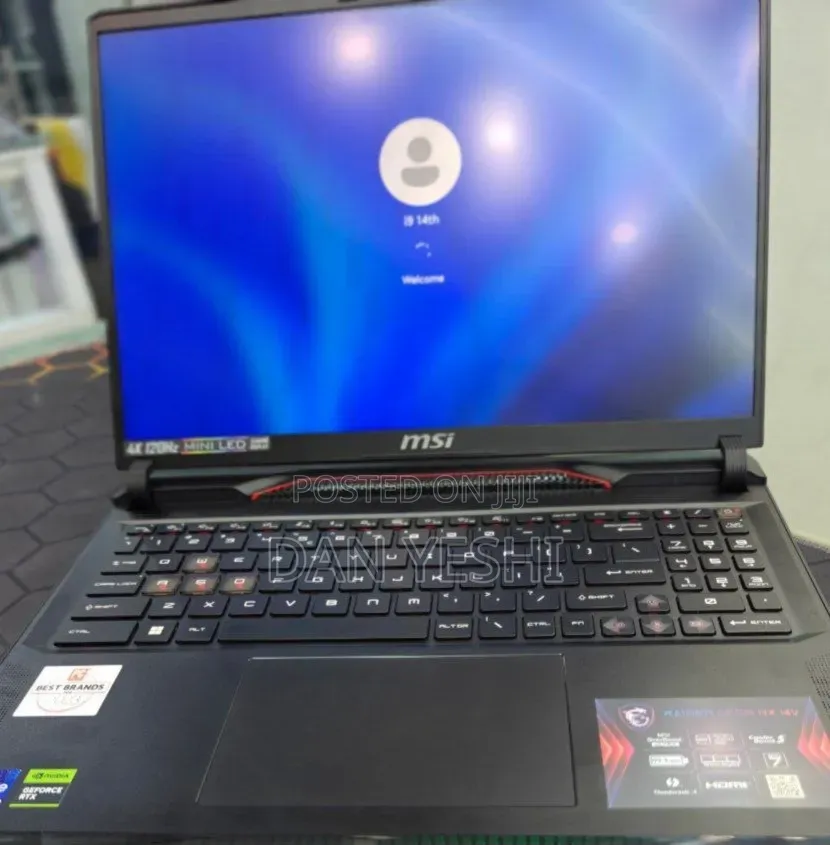 New Laptop MSI Raider 18 HX AI A2XW 16GB Intel Core i9 SSD 1T