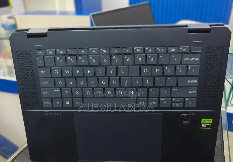 New Laptop HP Spectre 32GB Intel Core Ultra 7 SSD 1T