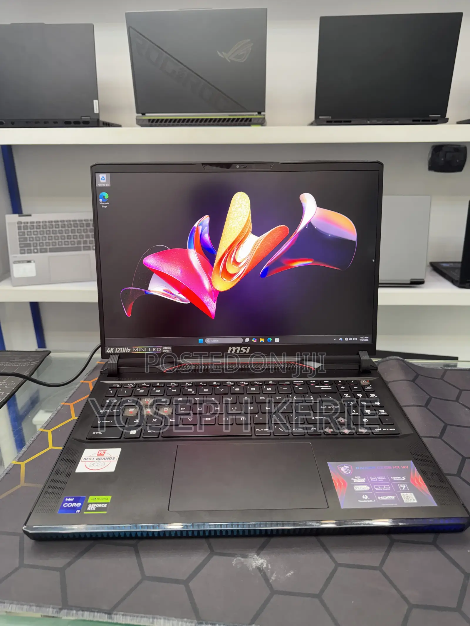 New Laptop MSI Raider GE68HX 13VI-202US 16GB Intel Core i9 SSD 1T