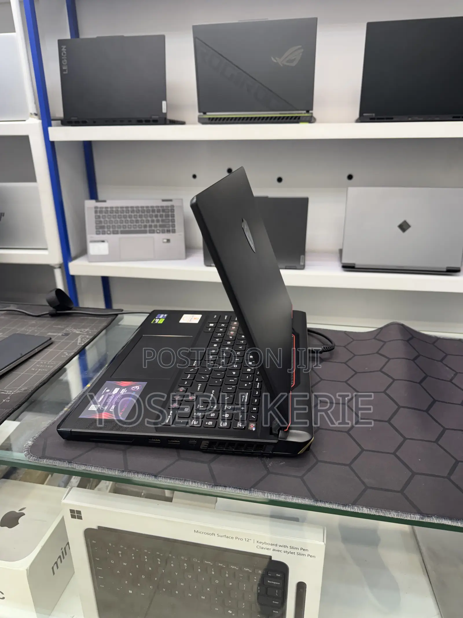 New Laptop MSI Raider GE68HX 13VI-202US 16GB Intel Core i9 SSD 1T