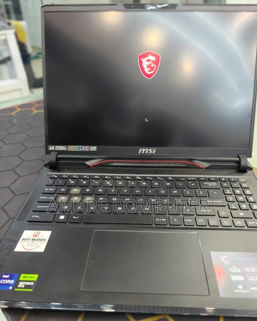 New Laptop MSI 16GB Intel Core i9 SSD 1T