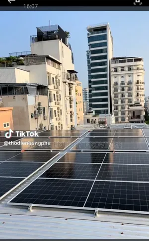 16kw Solar Panel Invertor and Lithium Ion Batteries