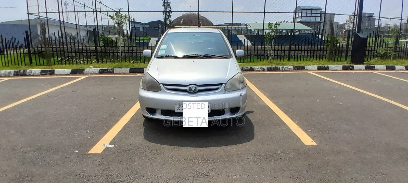 Toyota Platz 2005 Silver