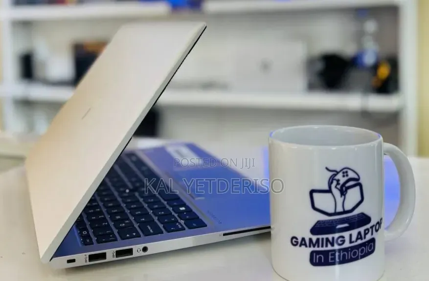 New Laptop HP EliteBook 840 G7 16GB Intel Core i7 SSD 512GB
