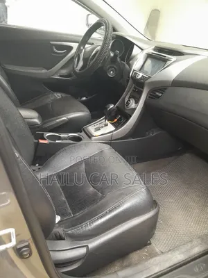 Hyundai Avante 2013 Silver