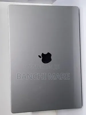 New Laptop Apple MacBook Pro 32GB Apple M1 Pro SSD 512GB