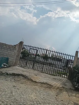 Landfor Rent የመኪና ማጠቢያ