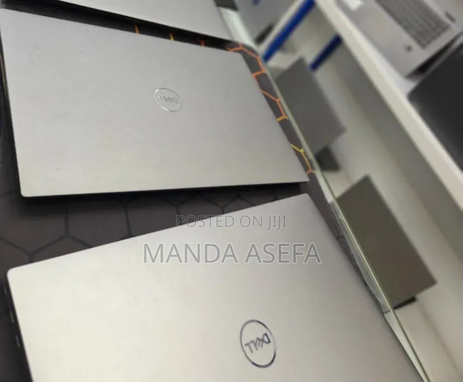 New Laptop Dell 16GB Intel Core i7 SSD 512GB