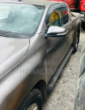 Toyota Hilux 2017 Gold