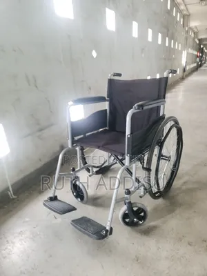 High Standard Simple Practical Aluminium Steel Light Weight Wheelchair