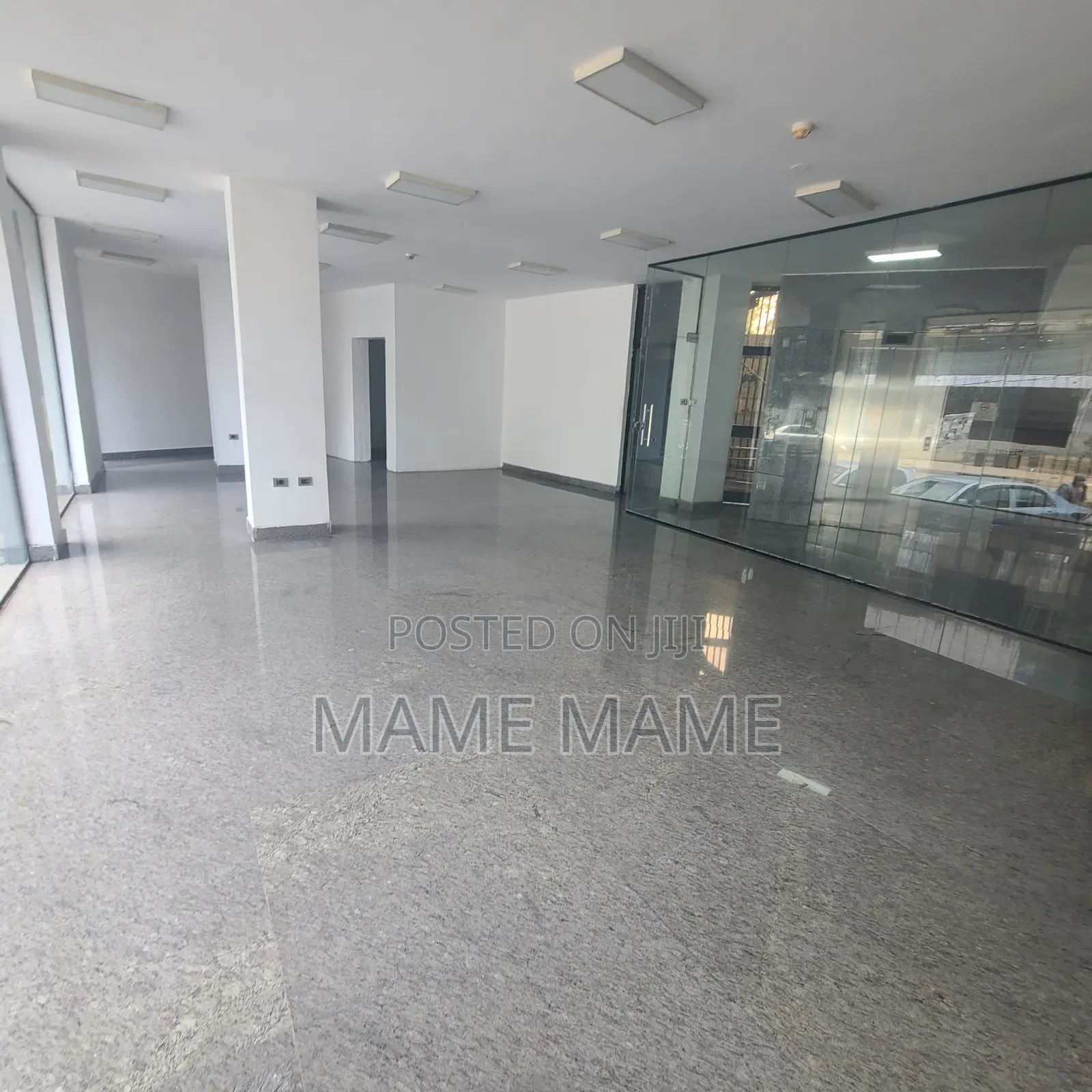 Showroom for Rent