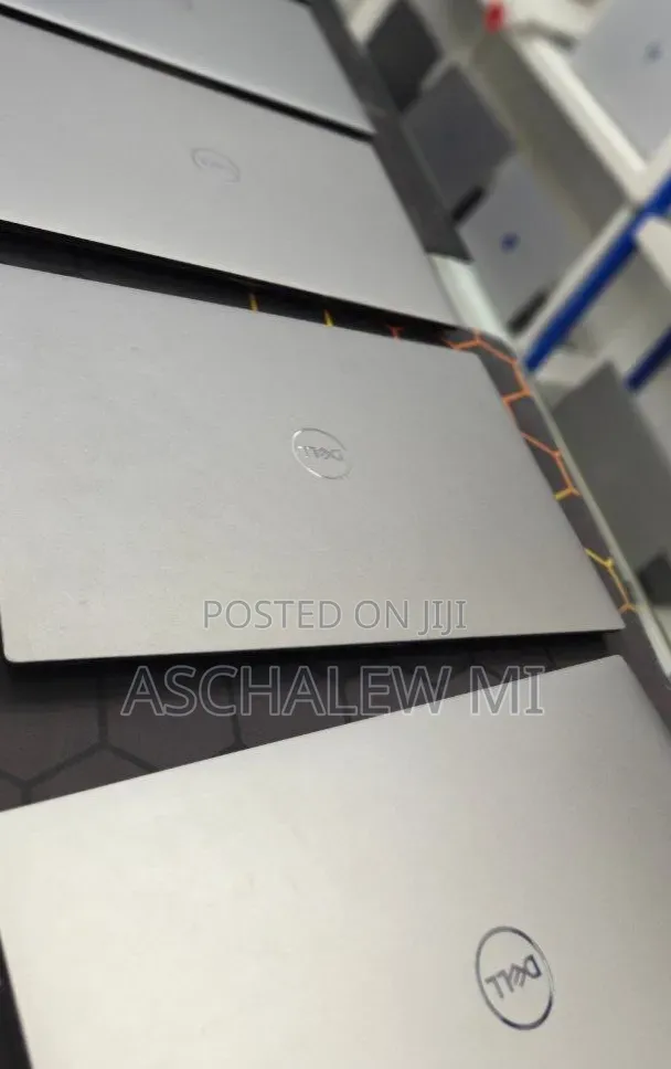 New Laptop Dell Precision 5560 16GB Intel Core i7 SSD 512GB