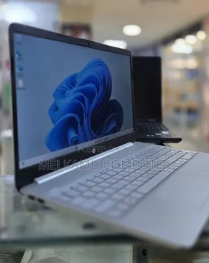 New Laptop HP Stream Notebook 16GB Intel Core i7 SSD 512GB