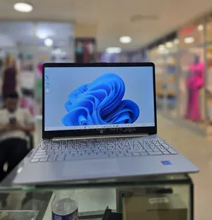 New Laptop HP Stream Notebook 16GB Intel Core i7 SSD 512GB